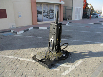 Máy xúc lật CATERPILLAR