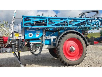 Máy xịt kéo LEMKEN