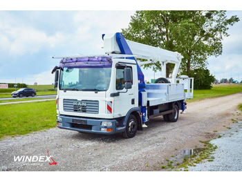 Nền bục trên không gắn trên xe tải