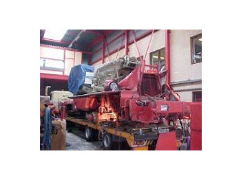 Cẩu bánh lốp LIEBHERR LTM 1045