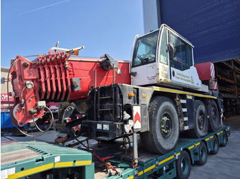 Cẩu bánh lốp TEREX