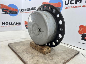 Mô tơ di chuyển cho Cần cẩu Terex/Demag AC 100/4 planetary gear 22-25-74-40-3pl-H127-46: hình 2
