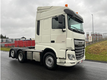 Xe đầu kéo DAF XF 530