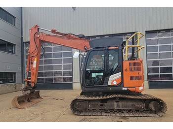 Máy xúc bánh xích HITACHI ZX135US-7