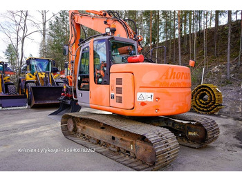 Máy xúc bánh xích Hitachi ZX135US VÄHÄN AJETTU: hình 4