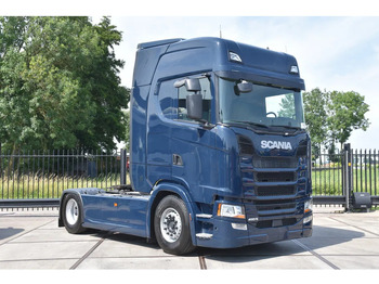 Xe đầu kéo SCANIA S 450