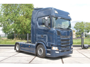 Xe đầu kéo SCANIA S 450
