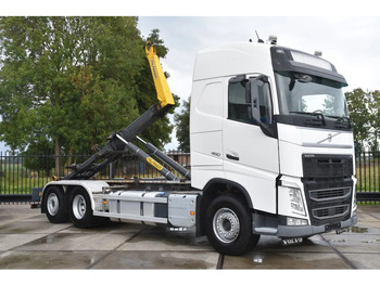 Xe tải nâng móc VOLVO FH 460