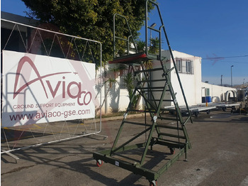 Cầu thang hành khách