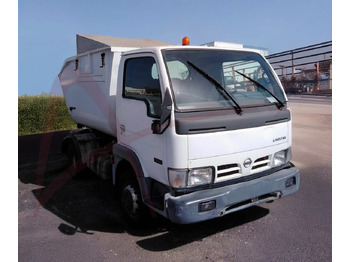 Xe tải NISSAN