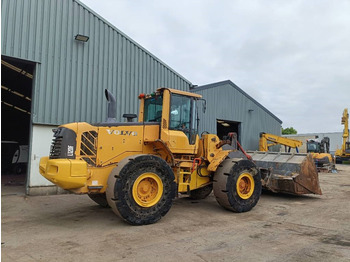 Máy xúc lật bánh lốp VOLVO L120F