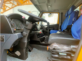 Cẩu bánh lốp XCMG Factory Hydraulic Crane Telescopic Boom XCT100L7_1 Used 100 Ton Truck Crane For Sale: hình 2