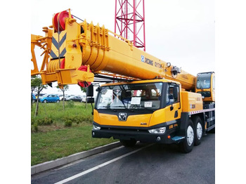 Cẩu bánh lốp XCMG Official Second Hand QY70K-I 70t Telescopic Jib Pickup Truck Crane For Sale: hình 3