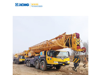 Cẩu bánh lốp XCMG