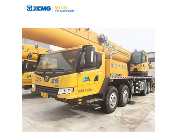 Cẩu bánh lốp XCMG QY80K5C