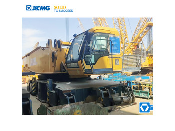 Cần cẩu bánh xích XCMG XGC650