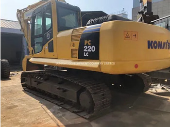 Máy xúc bánh xích KOMATSU PC200-8