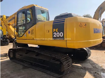 Máy xúc bánh xích KOMATSU PC200-7
