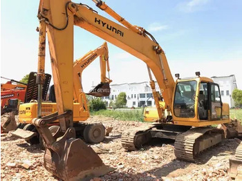 Máy xúc bánh xích HYUNDAI R210