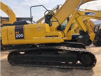 Máy xúc bánh xích KOMATSU PC200-7