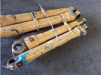 Xi lanh thủy lực LIEBHERR