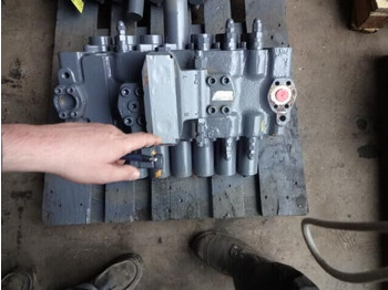 Thủy lực LIEBHERR