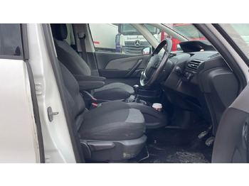 Xe hơi CITROEN GRAND C4 PICASSO 1.6 BLUE HDI 100PS: hình 5 Xe hơi CITROEN GRAND C4 PICASSO 1.6 BLUE HDI 100PS: hình 5