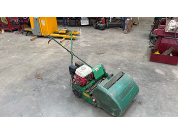 Máy cắt cỏ vườn