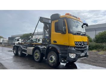 Xe tải nâng móc MERCEDES-BENZ Arocs