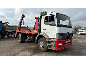 Xe tải chở thùng nhỏ MERCEDES-BENZ Atego 1823
