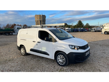 Xe van nhỏ gọn PEUGEOT Partner