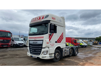 Xe đầu kéo DAF XF 460