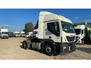 Xe đầu kéo IVECO Stralis 460