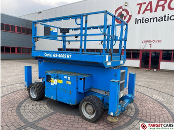 Máy nâng người hình kéo Genie GS-4069 RT LPG 4x4 Scissor Work Lift 1412cm: hình 4 Máy nâng người hình kéo Genie GS-4069 RT LPG 4x4 Scissor Work Lift 1412cm: hình 4
