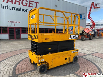 Máy nâng người hình kéo JCB S3246E