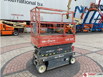 Máy nâng người hình kéo SKYJACK