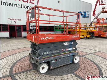 Máy nâng người hình kéo SKYJACK