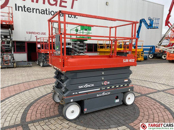 Máy nâng người hình kéo SKYJACK