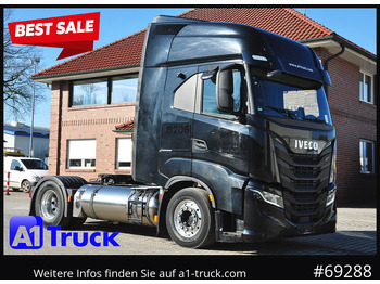 Xe đầu kéo IVECO Stralis