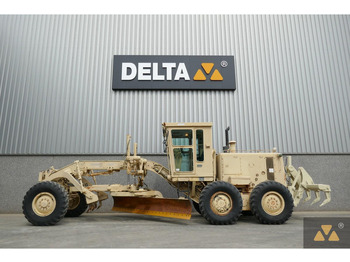 Máy san CATERPILLAR