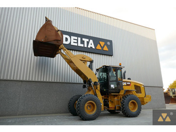 Máy xúc lật bánh lốp Caterpillar 930M: hình 3
