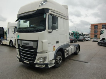 Xe đầu kéo DAF XF 460