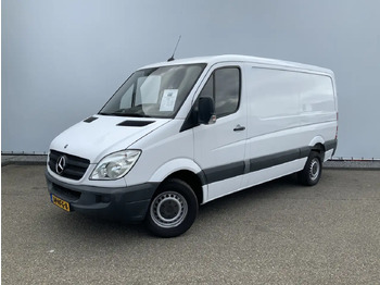 Xe van chở hàng MERCEDES-BENZ Sprinter 311