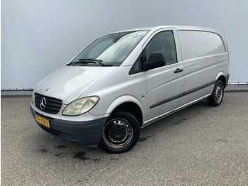 Xe van nhỏ gọn MERCEDES-BENZ Vito 111