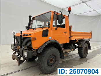 Xe ben UNIMOG