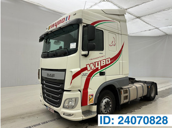 Xe đầu kéo DAF XF 460