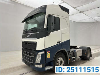 Xe đầu kéo VOLVO FH 420