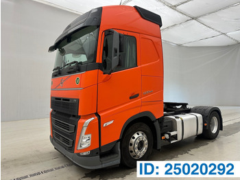 Xe đầu kéo VOLVO FH 500