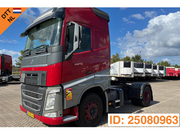 Xe đầu kéo VOLVO FH13 420