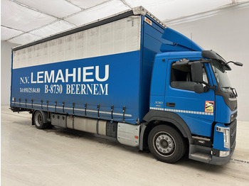 Xe tải thùng mui bạt Volvo FM 330: hình 3